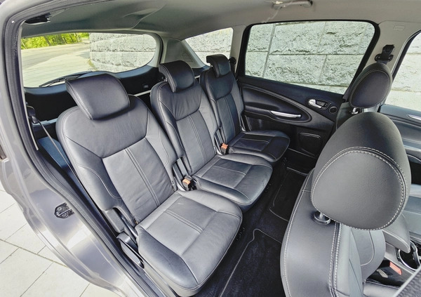 Ford S-Max cena 34900 przebieg: 249466, rok produkcji 2011 z Błonie małe 352